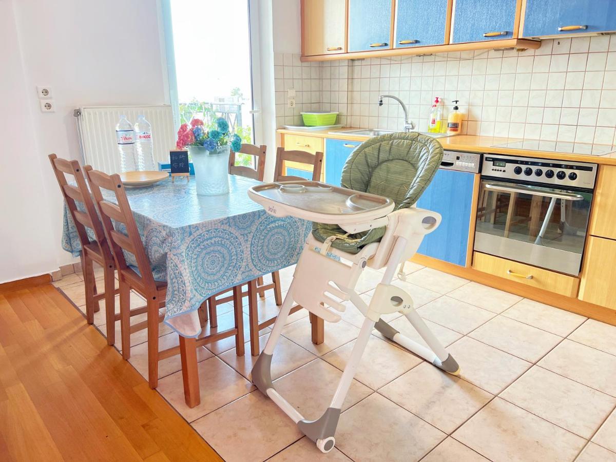 Cozy Fairytal Garden Apartment, Family Friendly, Free Parking, 15 Min To Airport Atenas Exterior foto